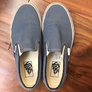 Vans Slip On in Blue/Navy